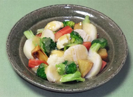 帆立貝と野菜のサラダ酢味噌ドレッシング